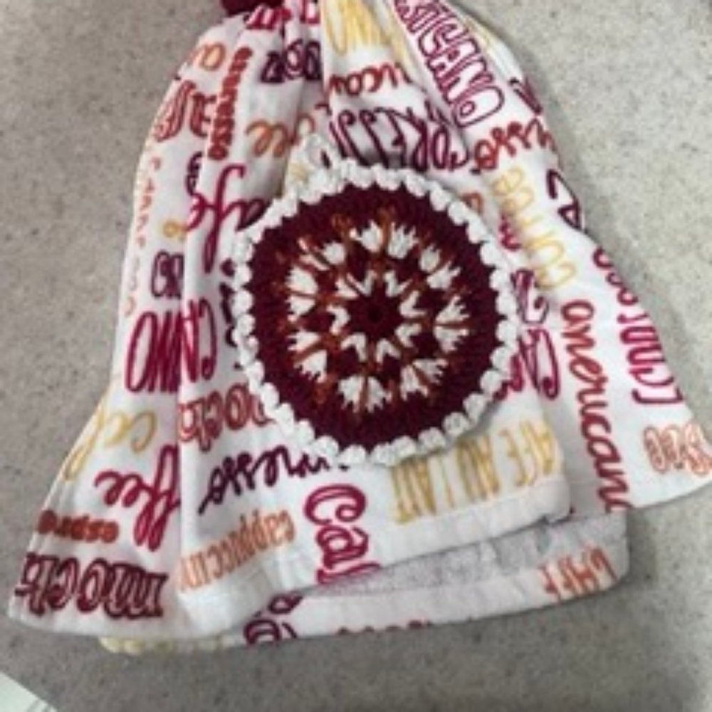 Kitchen Towel Topper w/Pot Holder - Handcrafted - Picture 5 of 6